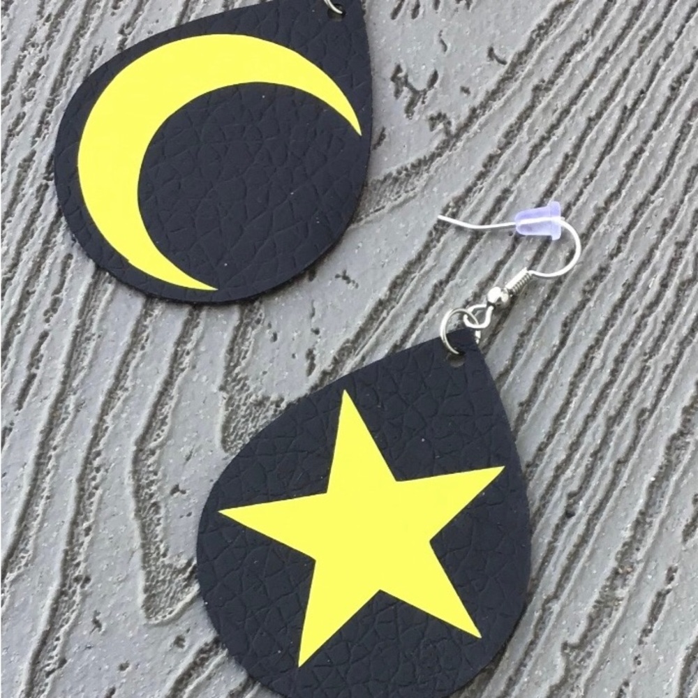 Moon and Sun earring